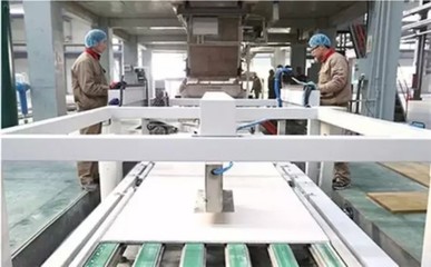 探秘高度自動化生產(chǎn)線 卓達(dá)集團如何以科技引擎，鑄就全球頂級綠色建筑未來